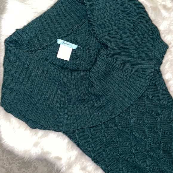 Marciano Green Sweater - Picture 3 of 3